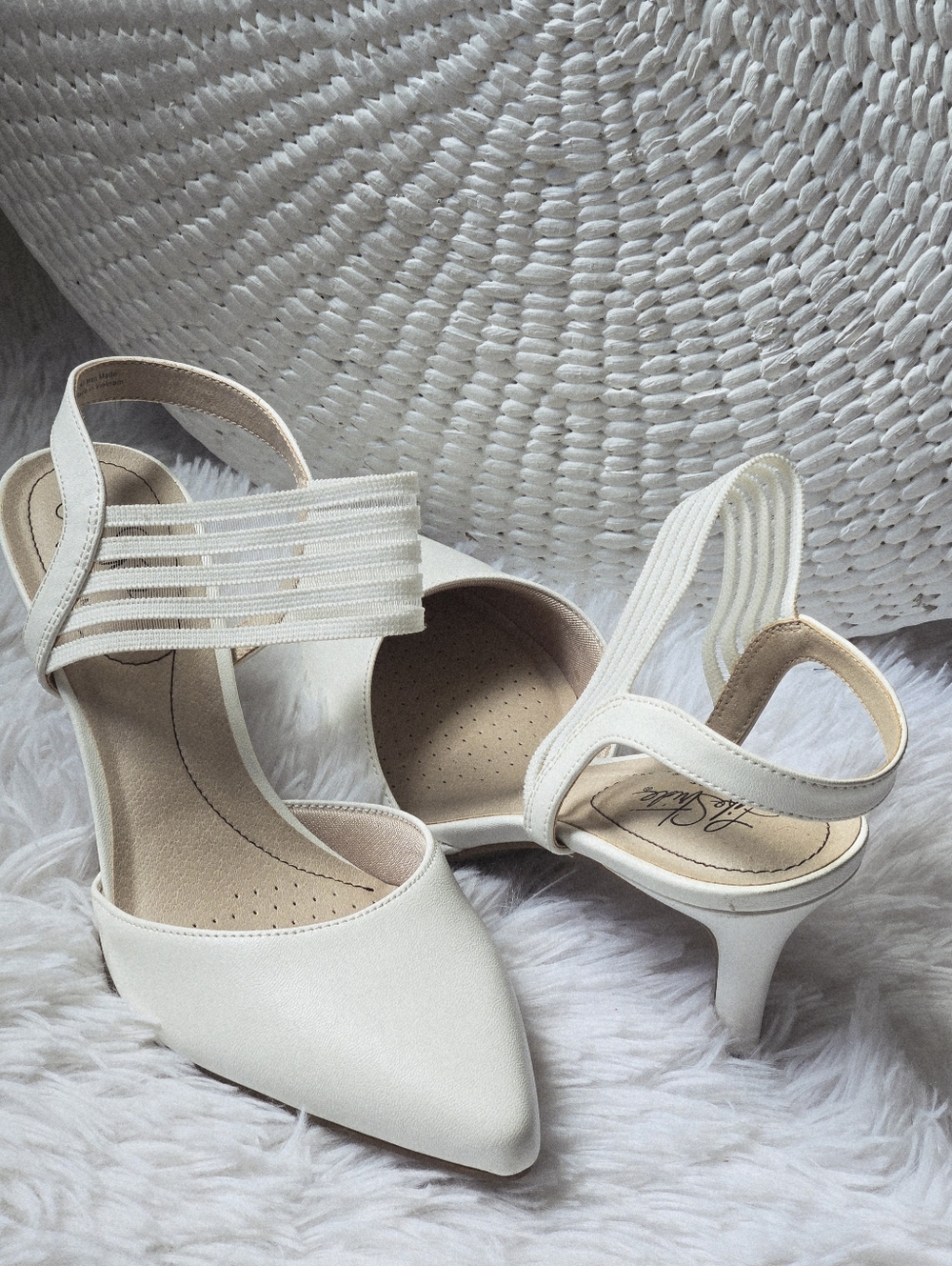Women's Cream Pointed-Toe Slingback Heels